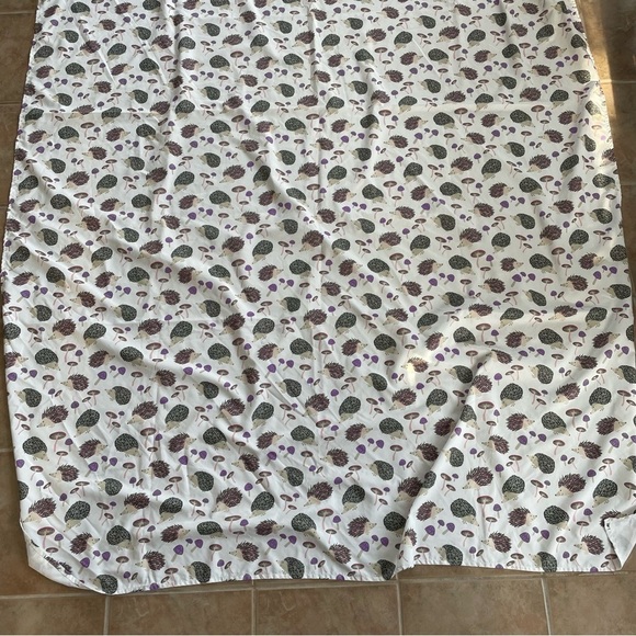 2 Twin Flat Sheets Mushrooms and Hedgehogs - Picture 8 of 9